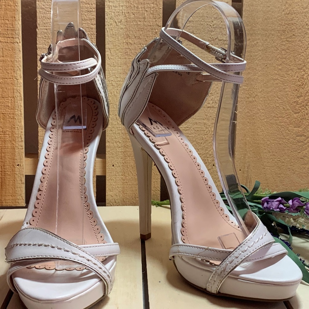 Steffie from Madison by ShoeDazzle - Size 6 1/2